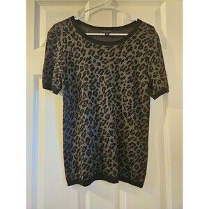 Ann Taylor Size Small Sweater Tshirt Leopard Animal Print Grey Brown Black